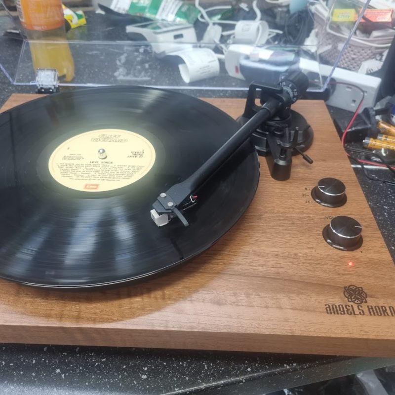 Vinyl Record Player with Bluetooth, 3-Speed Turntable, Built-in Speakers, USB Encoding, RCA Output - Best Retro Music Player ...