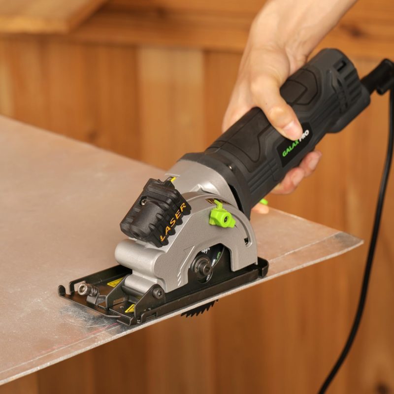Mini Circular Saw 480W 3500 RPM Maximum Cutting Depth of 28.5mm, Three Pieces of 85mm Saw Blades, Equipped with Laser Guide R...